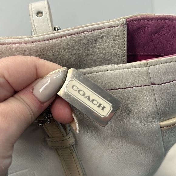 Coach Gallery Large Tote - Picture 10 of 11